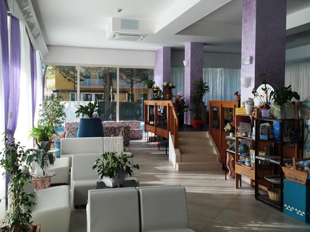 Hotel Sahara Морской Милан Экстерьер фото